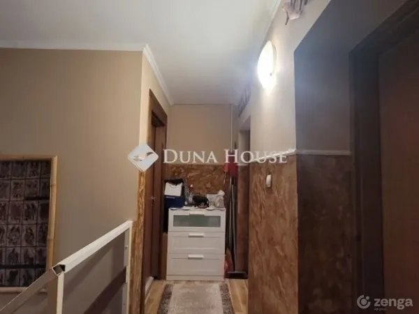 Eladó ház Budapest XVIII. kerület, Újpéteritelep 143 nm