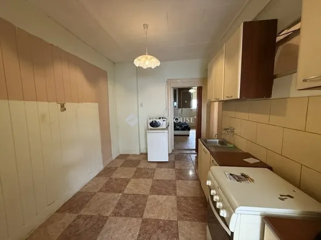 Eladó ház Budapest XVIII. kerület, Szemeretelep 39 nm