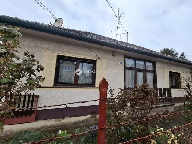 Eladó ház Budapest XVII. kerület, Rákoscsaba-Újtelep 100 nm