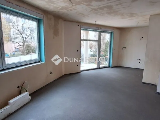 Eladó lakás Budapest XVIII. kerület 77 nm