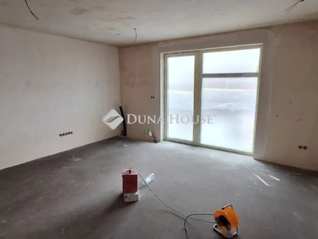 Eladó lakás Budapest XVIII. kerület 77 nm