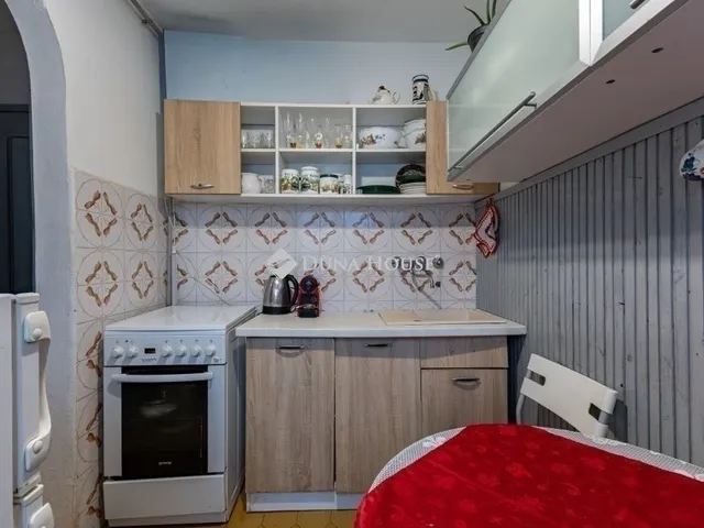 Eladó ház Budapest XVIII. kerület, Szemeretelep 103 nm