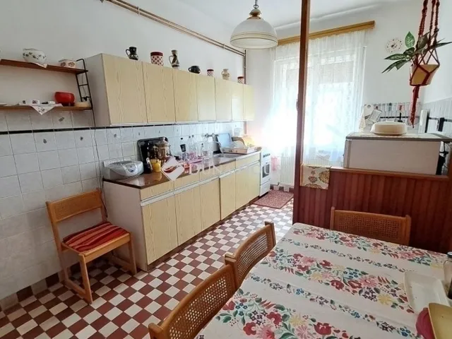 Eladó ház Budapest XVII. kerület, Akadémia-Újtelep 200 nm