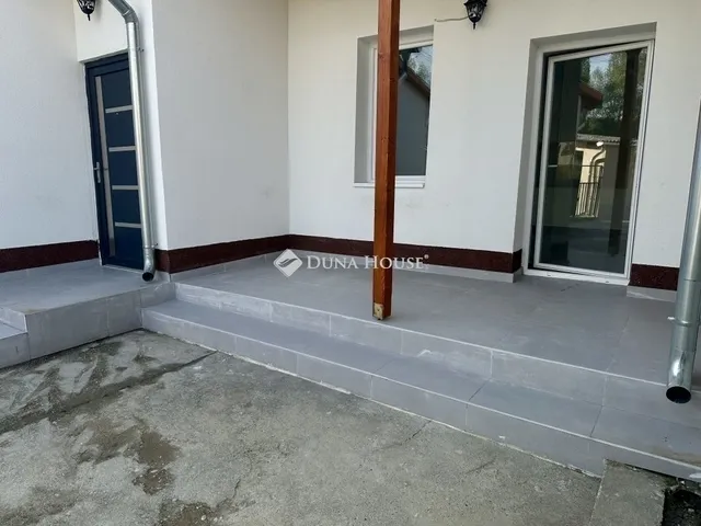 Eladó ház Pécel 70 nm