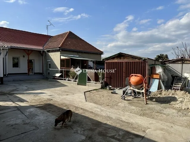 Eladó ház Pécel 70 nm