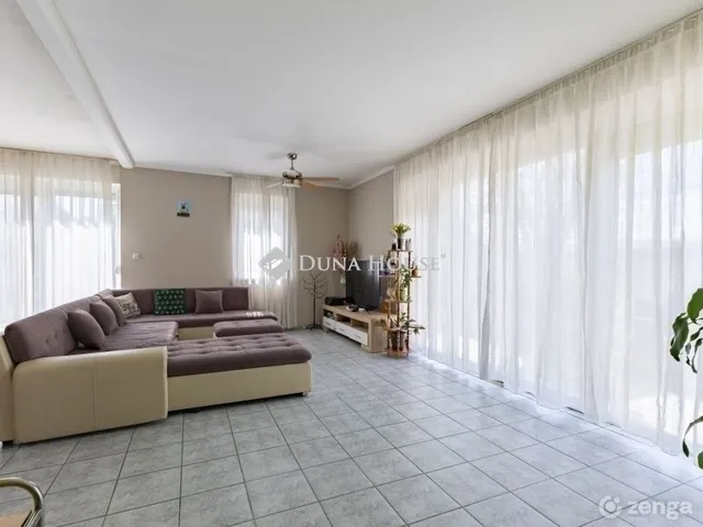Eladó ház Budapest XVIII. kerület 210 nm