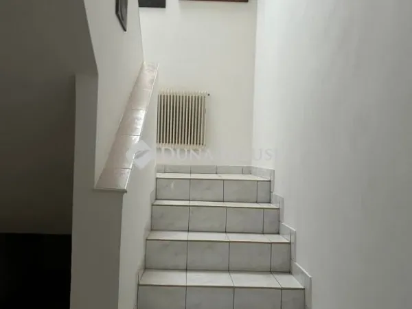 Eladó ház Vecsés 315 nm