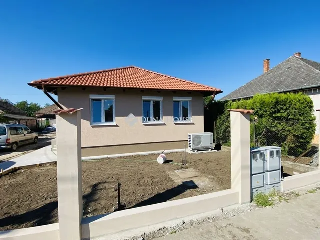 Eladó ház Monorierdő 71 nm