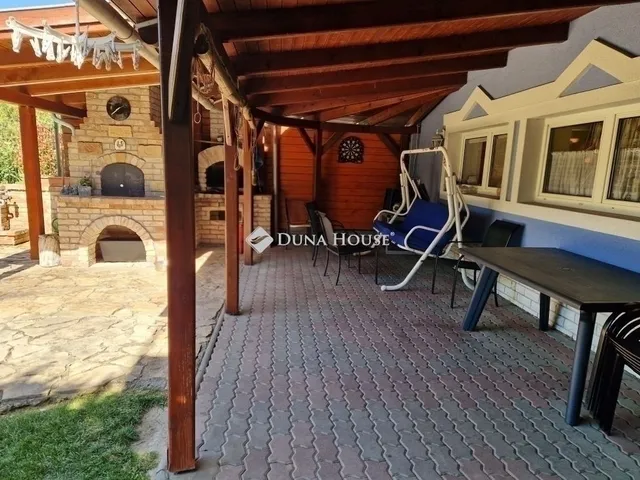 Eladó ház Mende 199 nm