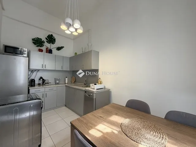 Eladó lakás Budapest X. kerület 89 nm