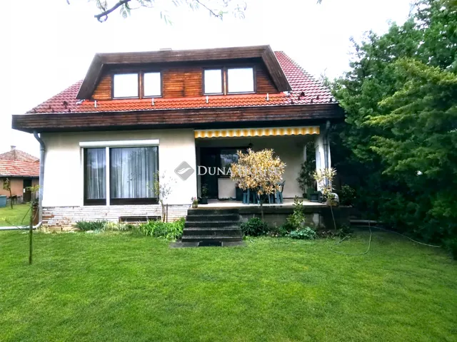 Eladó ház Budapest XVIII. kerület 210 nm