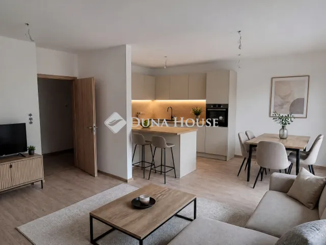 Eladó lakás Budapest XVIII. kerület 77 nm