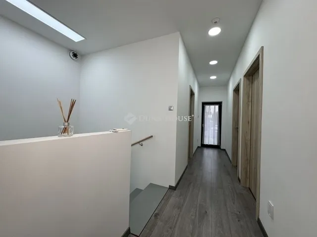 Eladó ház Budapest XVII. kerület 247 nm