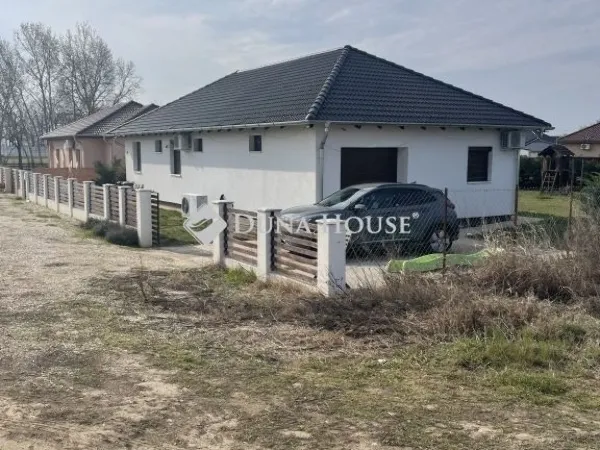 Eladó ház Alsónémedi 110 nm