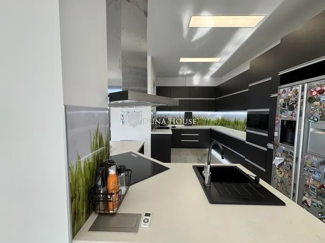 Eladó ház Budapest XVII. kerület 247 nm