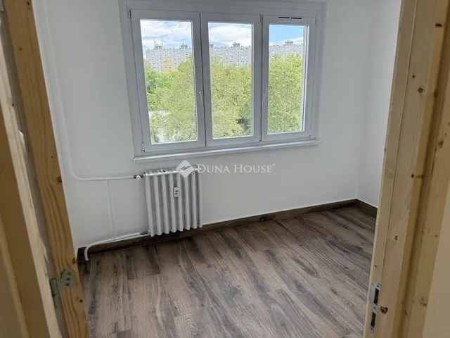 Eladó lakás Budapest XVIII. kerület 72 nm