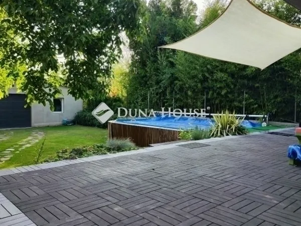 Eladó ház Budapest XVI. kerület, Sashalom 215 nm