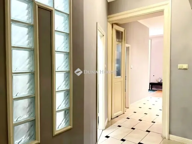 Eladó lakás Budapest VI. kerület 48 nm