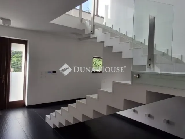Eladó ház Dunaharaszti 308 nm