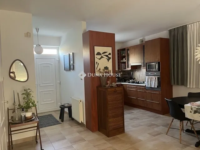 Eladó lakás Dunaharaszti 74 nm
