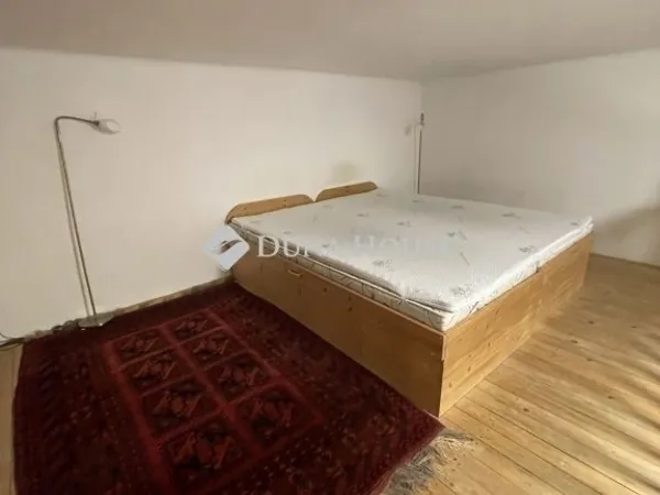 Eladó lakás Budapest VI. kerület 49 nm