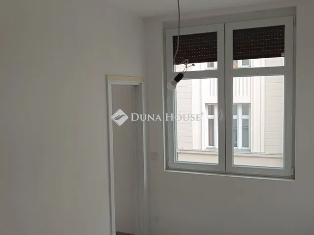 Eladó lakás Budapest VI. kerület 48 nm