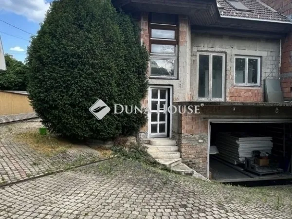 Eladó ház Budapest XIX. kerület, Wekerletelep 230 nm
