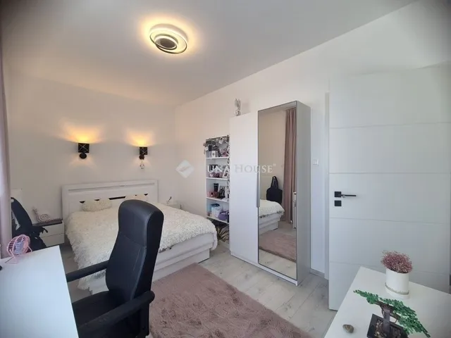 Eladó ház Budapest XVIII. kerület, Almáskert 131 nm