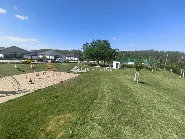 Eladó ház Dunaharaszti 195 nm