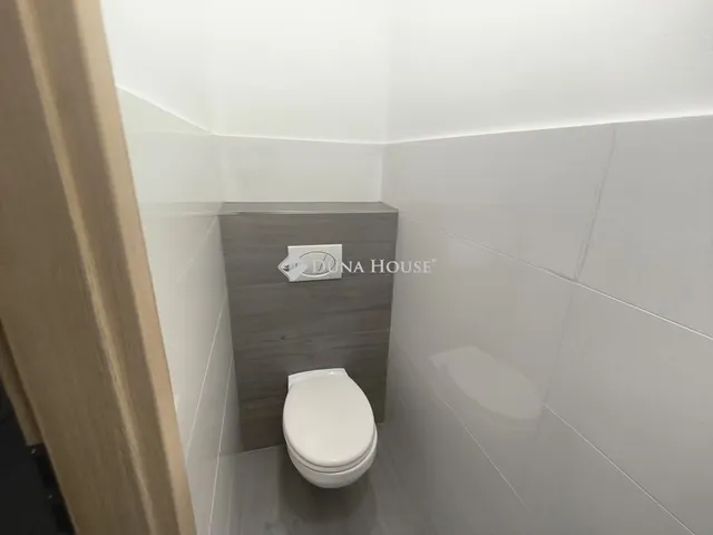 Eladó ház Dunaharaszti 195 nm