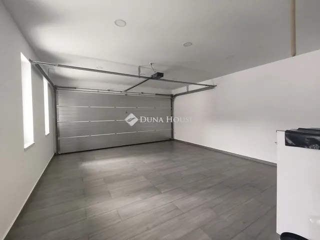 Eladó ház Dunaharaszti 195 nm