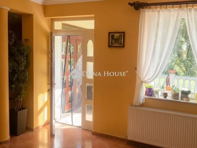 Eladó ház Budapest XVIII. kerület, Erzsébettelep 235 nm