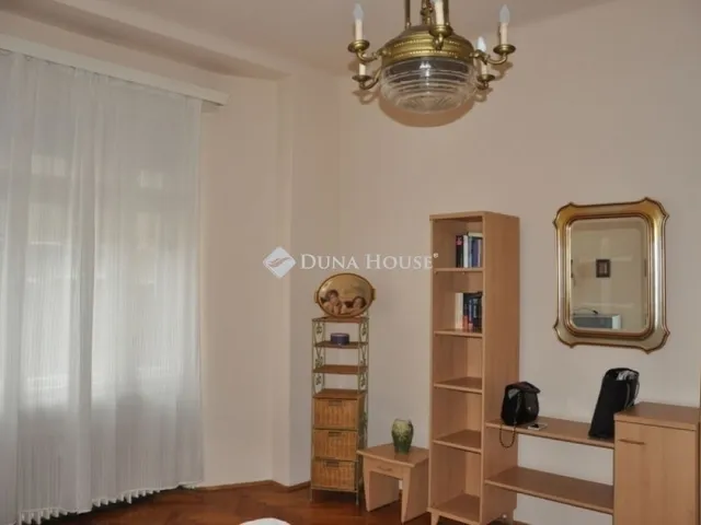 Eladó lakás Budapest VII. kerület 74 nm