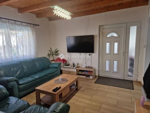 Eladó ház Vasad 186 nm