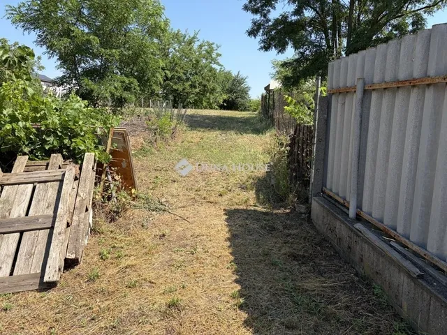 Eladó telek Sülysáp 1615 nm