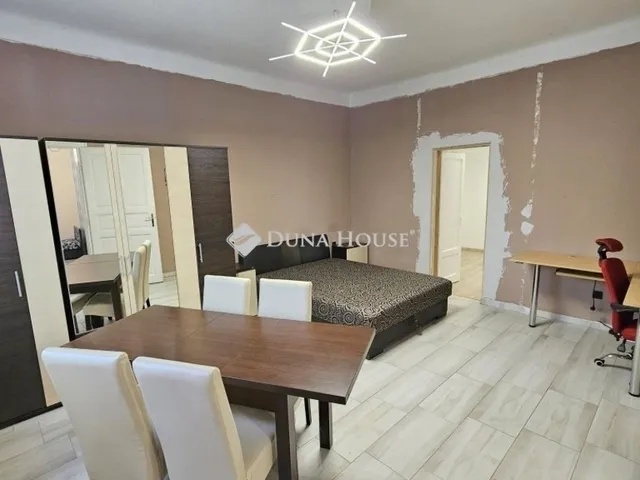Eladó ház Budapest XVIII. kerület, Ganztelep 76 nm