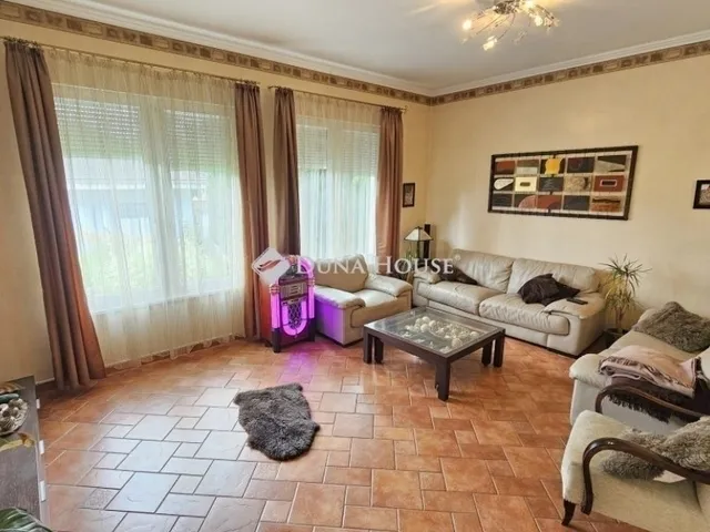 Eladó ház Gyömrő 158 nm