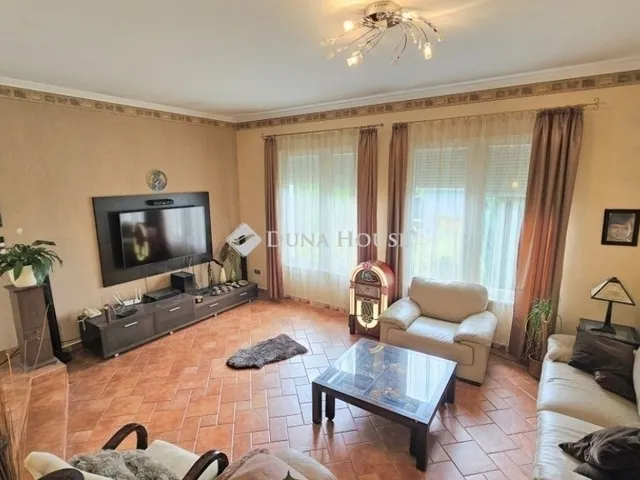 Eladó ház Gyömrő 158 nm