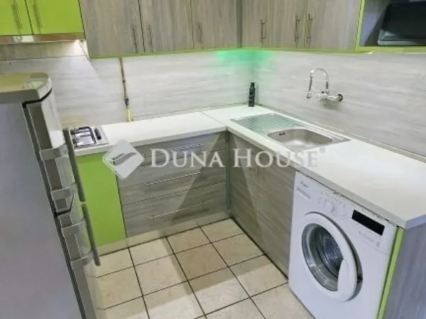 Eladó ház Budapest XVIII. kerület 76 nm