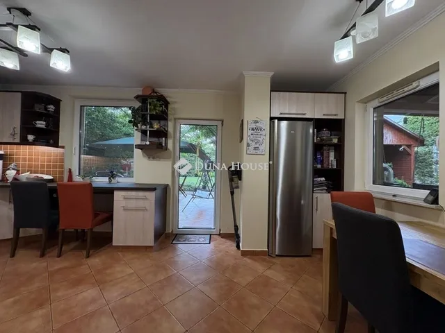 Eladó ház Felsőpakony 170 nm