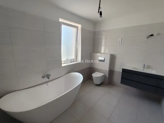 Eladó ház Budapest XVIII. kerület 124 nm