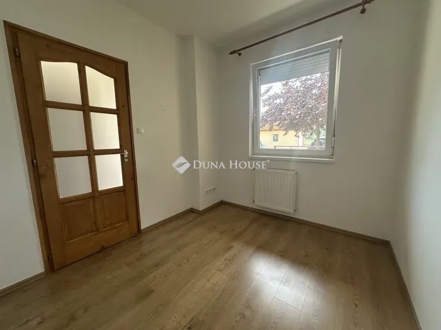 Eladó lakás Monor 46 nm