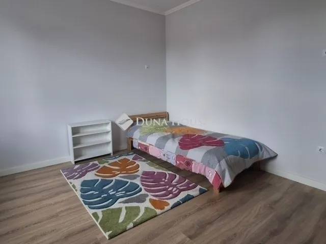 Eladó ház Budapest XVIII. kerület, Miklóstelep 175 nm