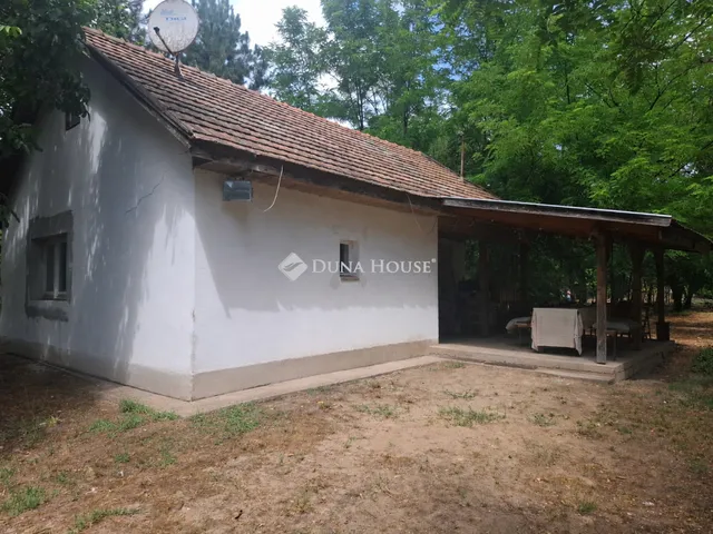 Eladó mezőgazdasági ingatlan Monorierdő 44 nm