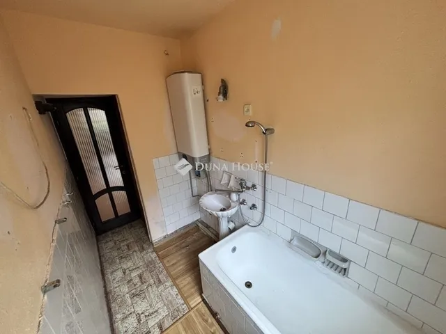 Eladó lakás Budapest X. kerület, Óhegy 41 nm
