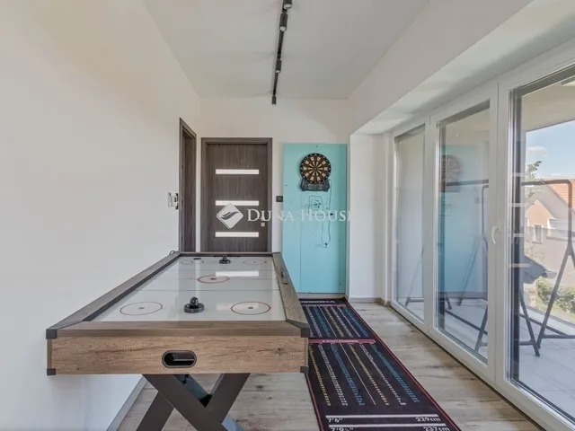 Eladó ház Budapest XVI. kerület 235 nm