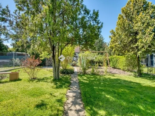 Eladó ház Budapest XVIII. kerület 216 nm