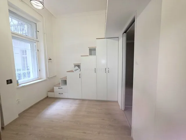 Eladó lakás Budapest XIII. kerület, Újlipótváros 14 nm