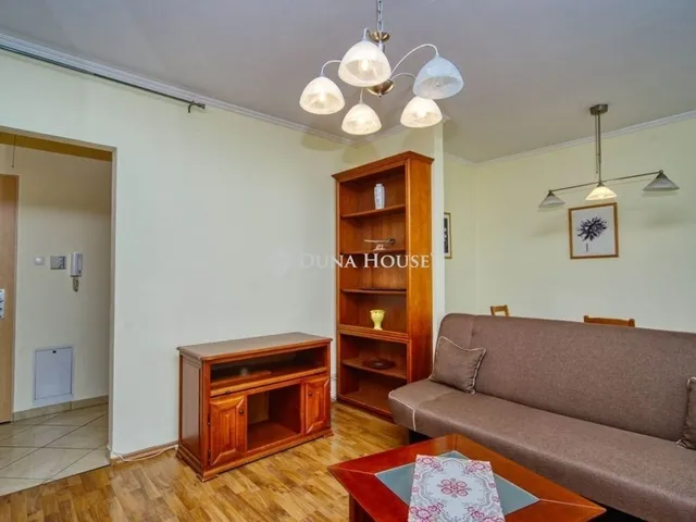 Kiadó lakás Budapest XIV. kerület, Herminamező 67 nm