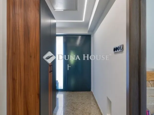 Eladó ház Budaörs 262 nm